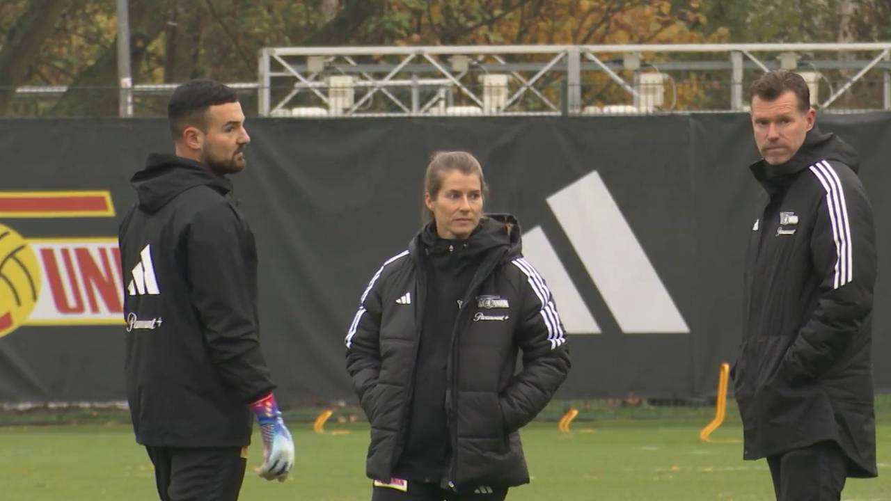 Das ist die erste Chef-Trainerin der Bundesliga