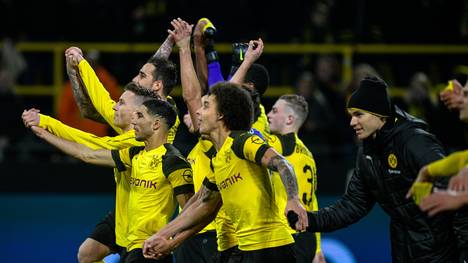 Borussia Dortmund führt die Tabelle der Bundesliga an