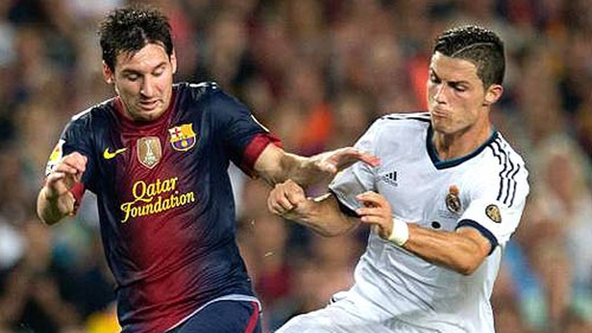 Auch das Halbfinale der Copa Del Rey 2012/13 bringt einen Clasico. 1:1, 1:3 - Real zieht schließlich ins Finale ein, das gegen den Stadtrivalen Atletico verloren geht. In die Liga trennen sich die Erzrivalen im Hinspiel in Barcelona 2:2. Messi (l.) und Ronaldo ballerten um die Wette und treffen jeweils doppelt. Das Rückspiel geht an Real (2:1)