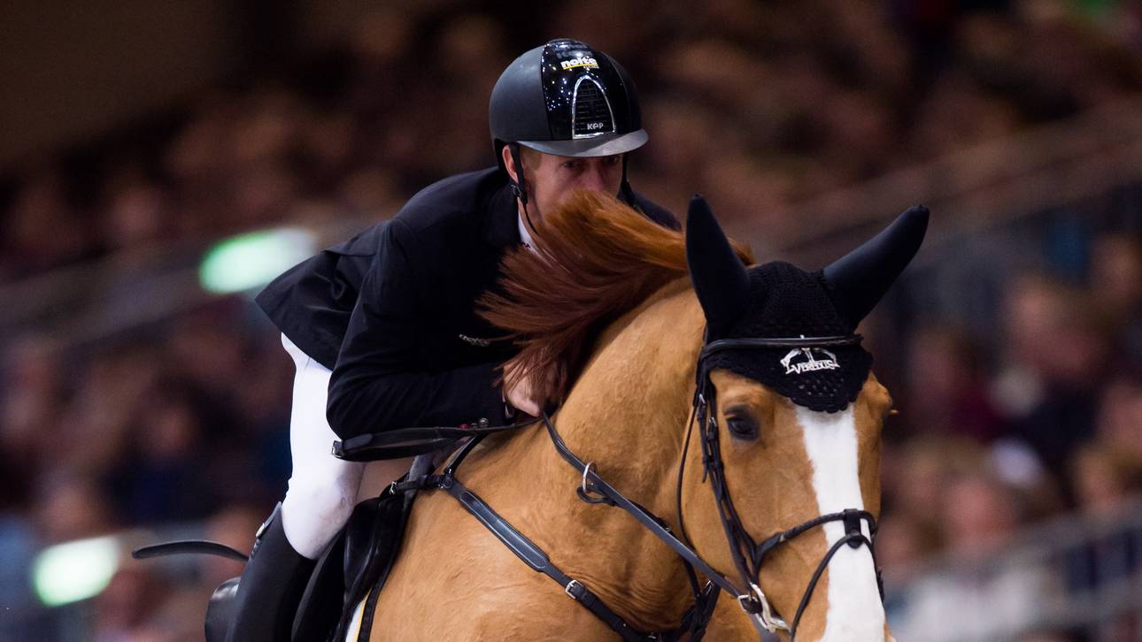 Ehning Dritter bei CHIO-Auftakt
