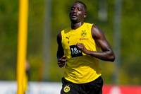 Für nur 18 Millionen Euro holte Borussia Dortmund Serhou Guirassy. Heute wird er erstmals für Schwarz-Gelb auflaufen. Hält Guirassy dem Druck stand?