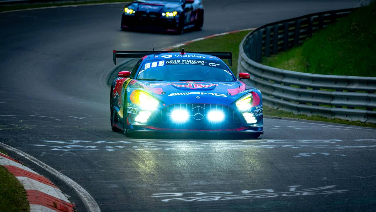 24 Stunden am Nürburgring: Verstappen gut unterwegs