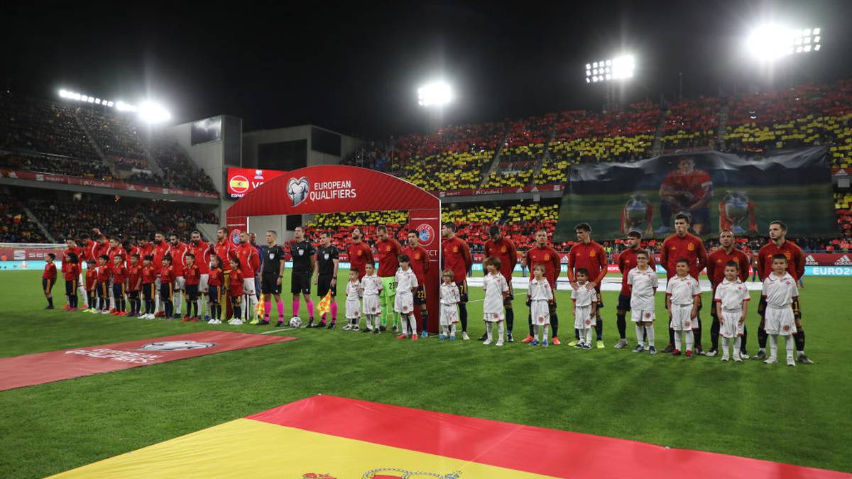 Die spanische Nationalmannschaft wählt bei Spielen gegen vermeintlich kleinere Nationen ganz bewusst kleinere Stadien. Die Quali-Partie gegen Malta fand am Freitag in Cádiz im rund 20.000 Zuschauer fassenden Stadion des Zweitligisten statt
