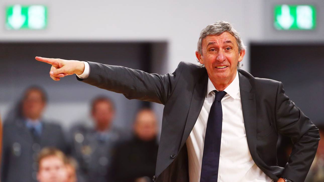 FC Bayern verlängert mit Pesic