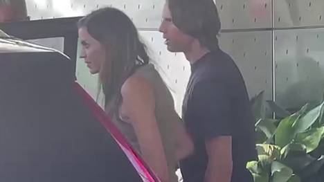 Yann Sommer wird den FC Bayern nach nur einem halben Jahr in Richtung Mailand verlassen. Der Schweizer Torwart wird nach bestandenem Medizincheck einen Vertrag bei Inter unterschreiben.