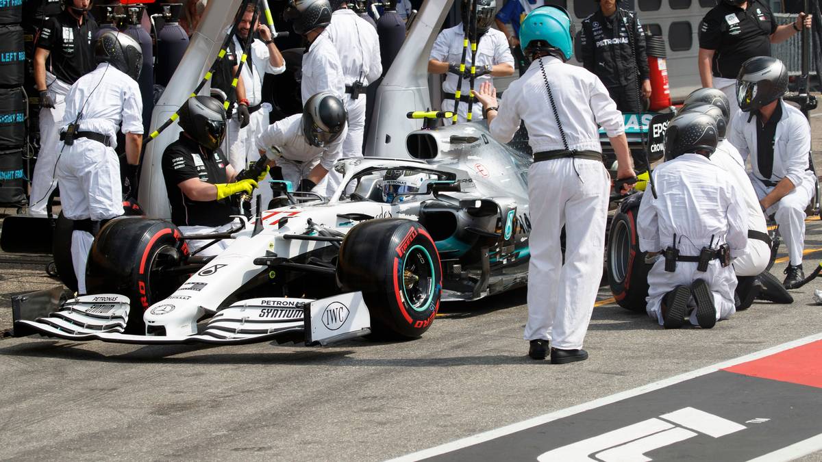 Anhand dessen werden bei jedem Rennen Punkte analog der Verteilung in der WM-Wertung vergeben, also 25 für den Schnellsten, 18 für den Zweiten usw. - und eines sei vorab verraten: Mercedes ist dabei noch alles andere als weltmeisterlich aufgestellt