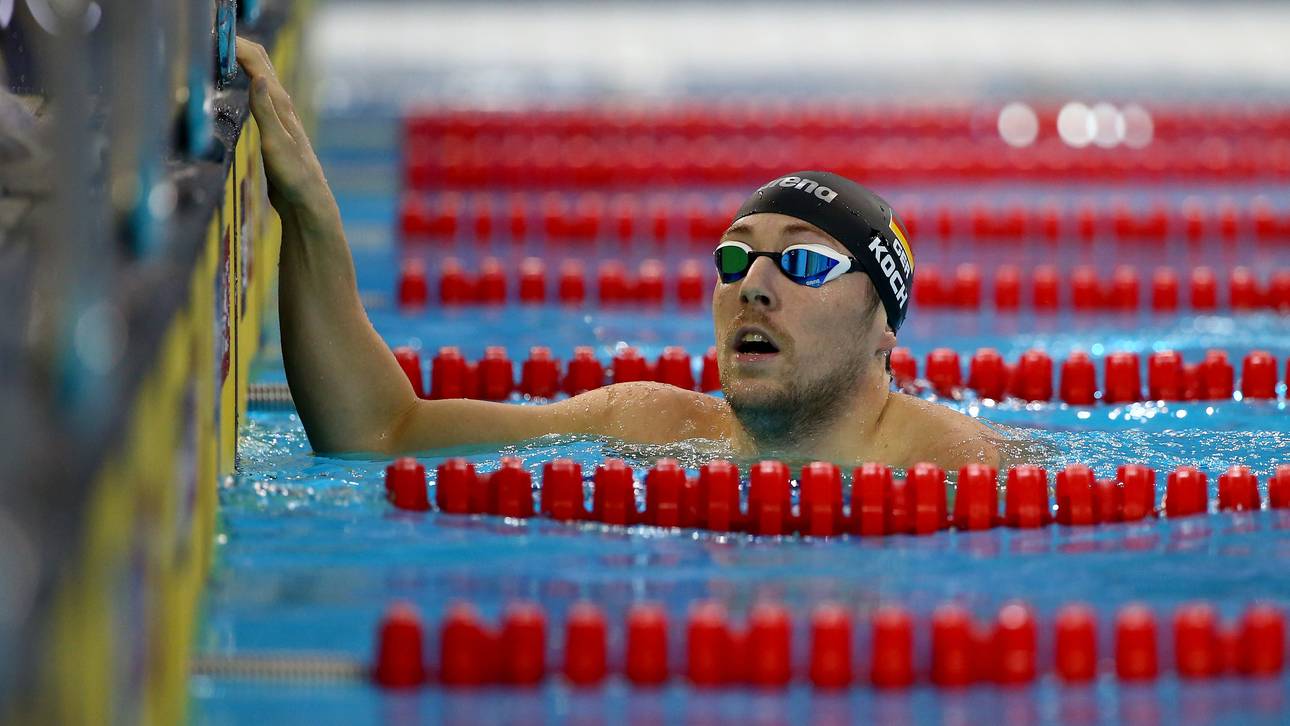 Kontrolleure klingeln Koch aus Bett