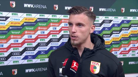 Augsburgs Torschütze Ermedin Demirovic hat eine klare Meinung zum Zweikampf mit Nico Schlotterbeck vor seinem Tor und liefert eine schnippische Begründung hinterher.