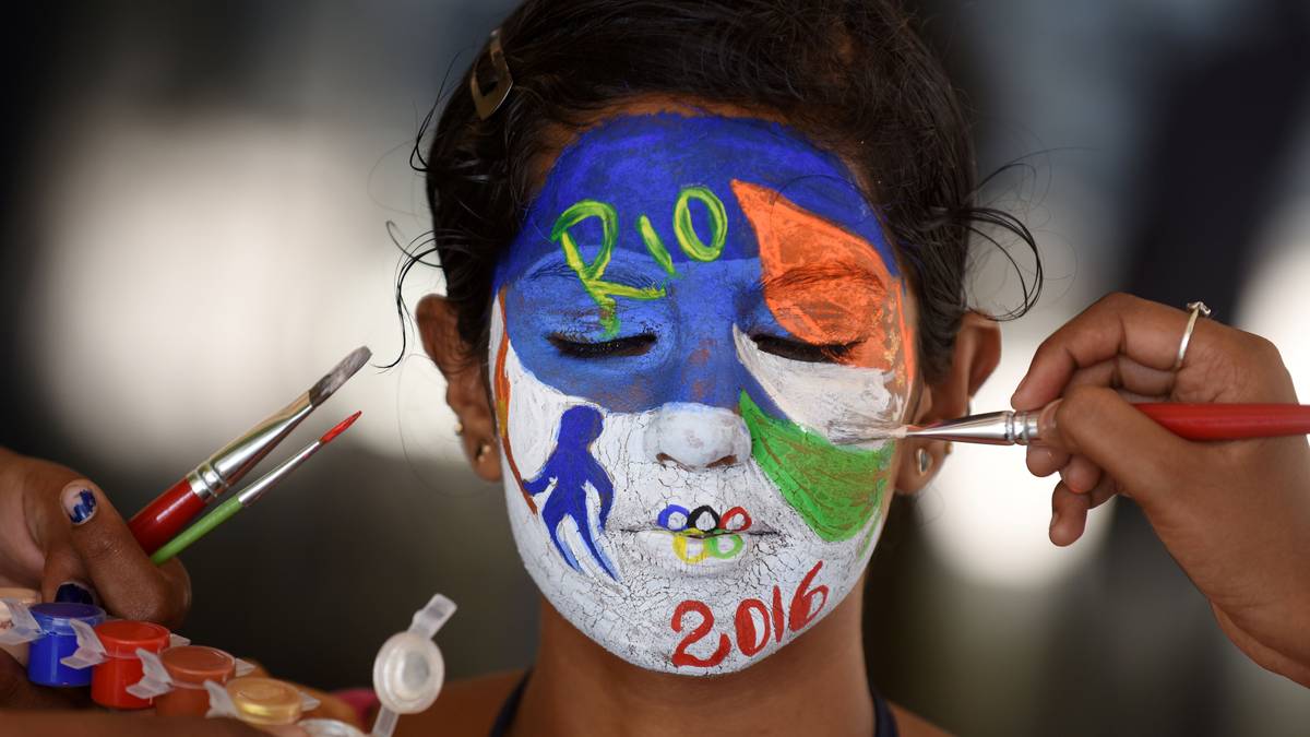 Auch die Fans bereiten sich gewissenhaft auf das Sport-Highlight des Jahres vor