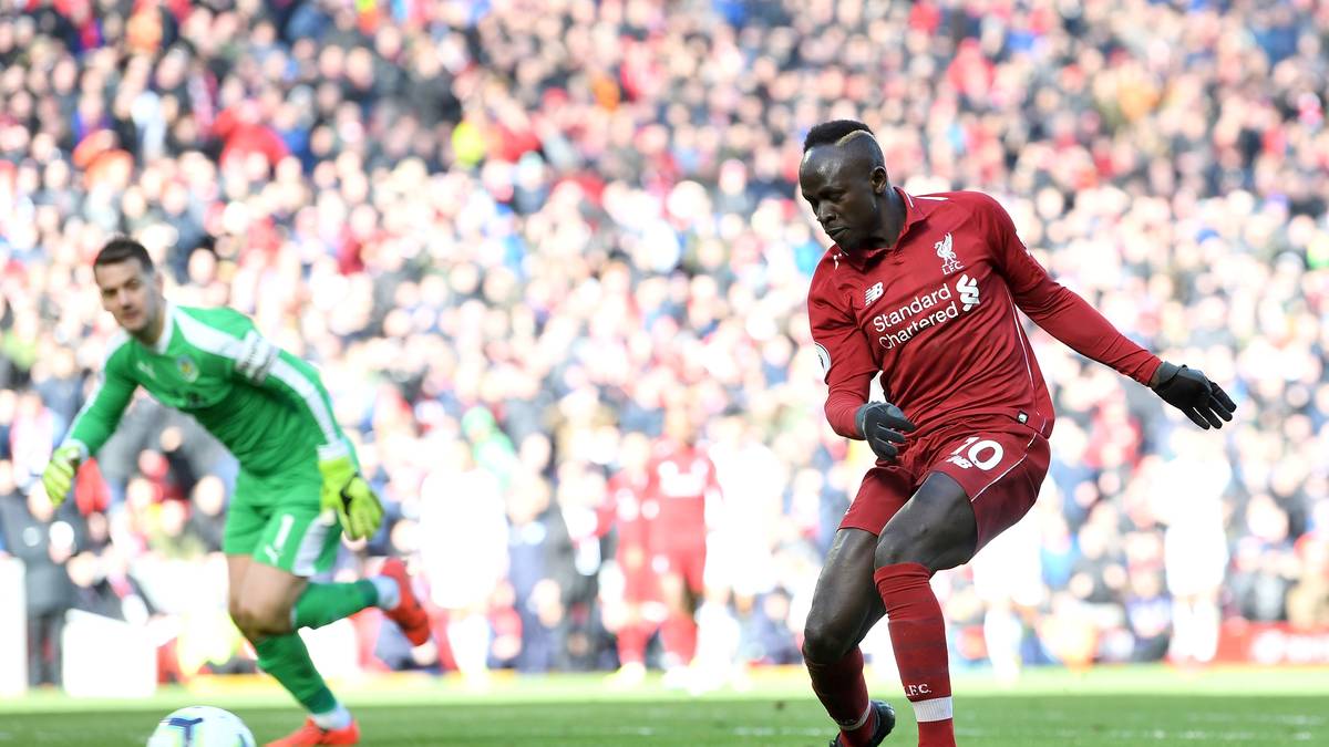 SADIO MANÉ (22; FC Liverpool/27): Auch der Senegalese schob sich mit einem Doppelpack im letzten Spiel noch an die Spitze und schoss damit mehr als doppelt so viele Tore wie in der letzten Saison
