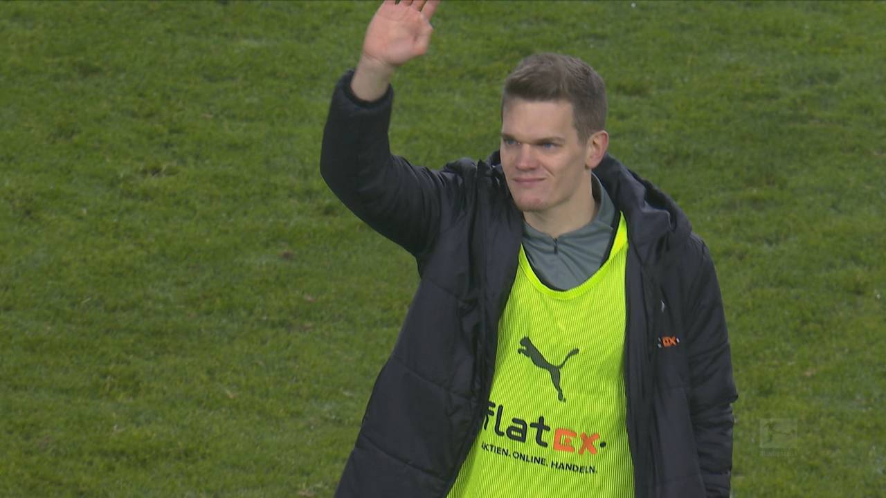 Matthias Ginter sitzt gegen Bayer Leverkusen 90 Minuten auf der Bank