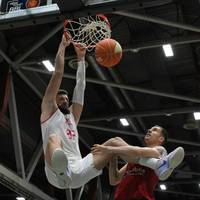 Die Telekom Baskets Bonn überzeugen im Viertelfinale der Playoffs gegen die Niners Chemnitz. Nun warten die Riesen Ludwigsburg