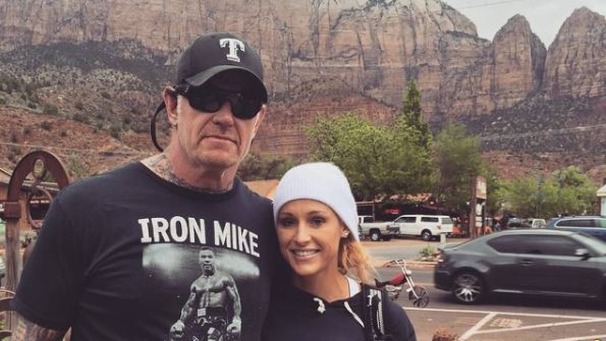 Schon seit Jahren stieg der Undertaker nur noch zu besonderen Anlässen in den Ring. Er gönnte sich immer mehr Freizeit mit Gattin Michelle McCool - selbst ehemalige Wrestlerin