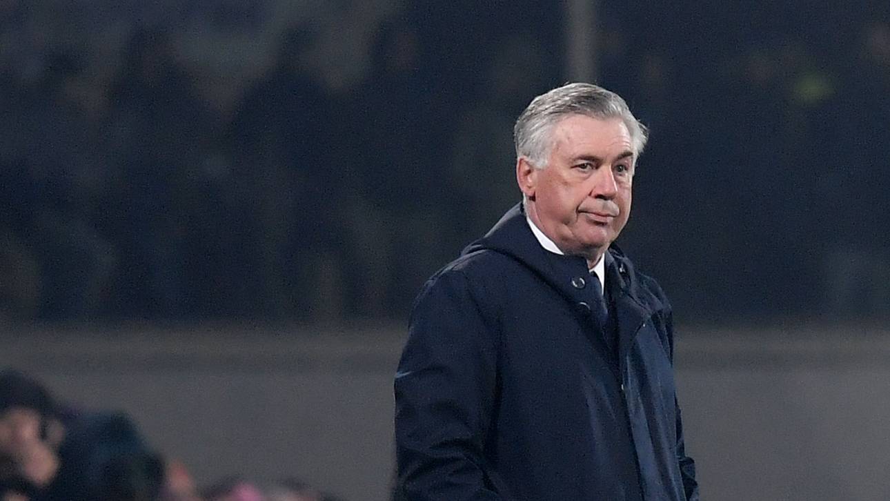 Titel futsch? Neapel patzt in Florenz