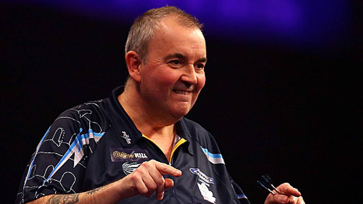 ... gibt es aber diese feine, schlichte Jubelpose. Der Weltmeister ringt Kim Huybrechts nieder