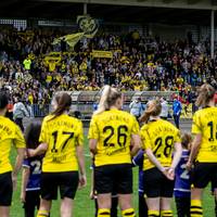 Die Frauen von Borussia Dortmund stehen vor der Meisterschaft in die Westfalenliga. Für die Damen wäre es der dritte Aufstieg innerhalb von drei Jahren. Am Ende der Ziele ist der Verein durch die kometenhafte Entwicklung allerdings noch lange nicht.