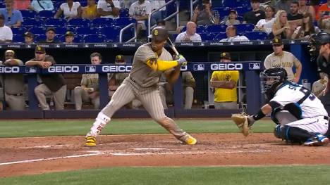 Die San Diego Padres machen weiter große Schritte in Richtung Playoffs. Auch das dritte Spiel in der Serie gegen die Miami Marlins entschieden die Padres für sich.