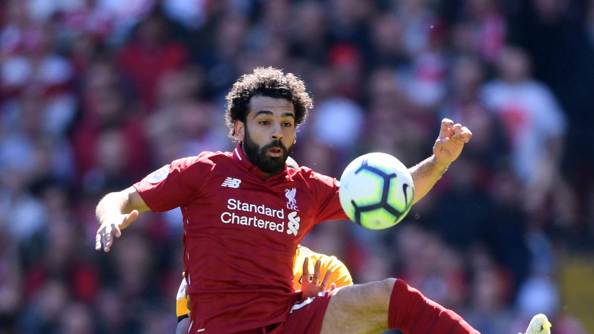 MOHAMMED SALAH: Nicht ganz so torgefährlich wie noch in der letzten Saison. Dafür aber ein nimmermüder Antreiber und Motivator seiner Mannschaft. Konnte beim Wunder gegen Barca verletzungsbedingt nicht mitwirken. Stand dennoch für den Glauben des Teams ans Weiterkommen. "Never give up", war auf seinem Shirt zu lesen