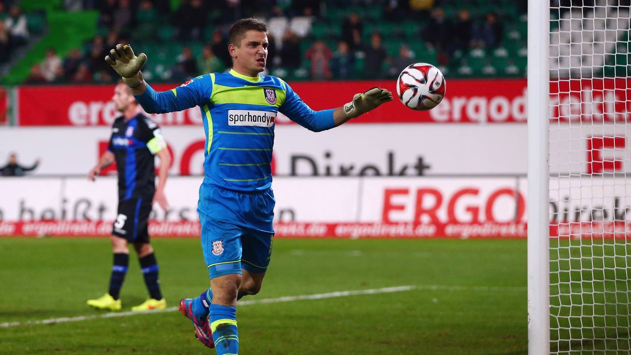 Greuther Fuerth v FSV Frankfurt - 2. Bundesliga