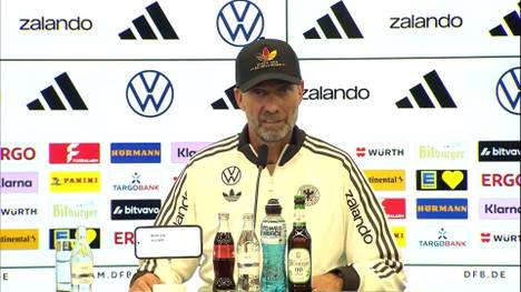 Jürgen Klopp schwärmt von den Bayern-Youngstern Lennart Karl und Tom Bischof.