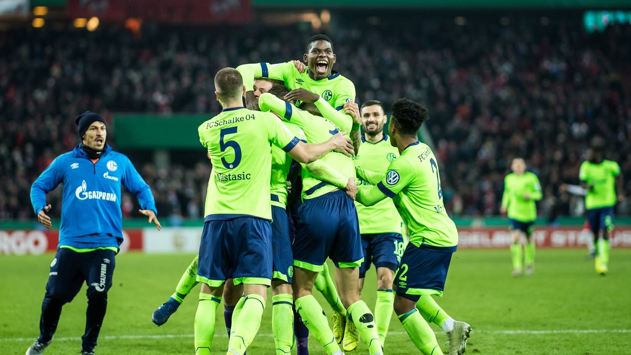 Pokal: S04 nach Elfer-Krimi weiter