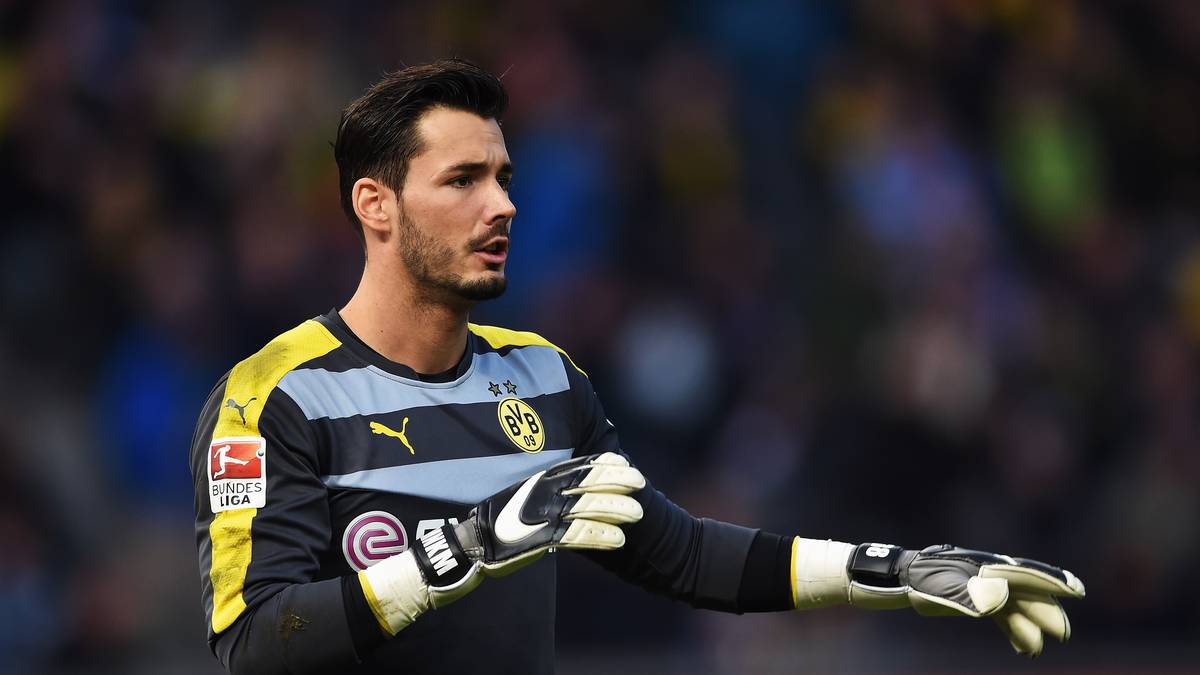 ROMAN BÜRKI: Unglücklicher Abend für den Schweizer. Klärt Cristantes Ball vor dem 1:2-Rückstand in die Mitte. Zuvor beim 1:1 chancenlos. Sonst auffällig: Gleich drei Bürki-Abschläge landen beim Gegner. SPORT1-Note: 4