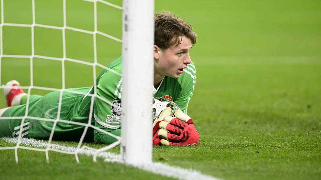 Jonas Urbig zeigte gegen Leverkusen starke Paraden