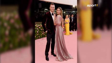 Seit 13 Jahren sind NFL-Superstar Tom Brady und Gisele Bündchen verheiratet - jetzt soll das Model einen Scheidungsanwalt engagiert haben. 