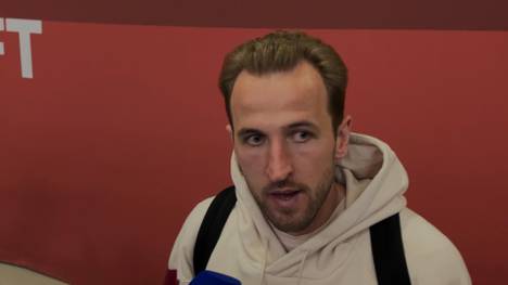 Trotz der Niederlage gibt sich Bayern-Stürmer Harry Kane entschlossen. Auch seine vertane Chance ließ er nicht unkommentiert. 