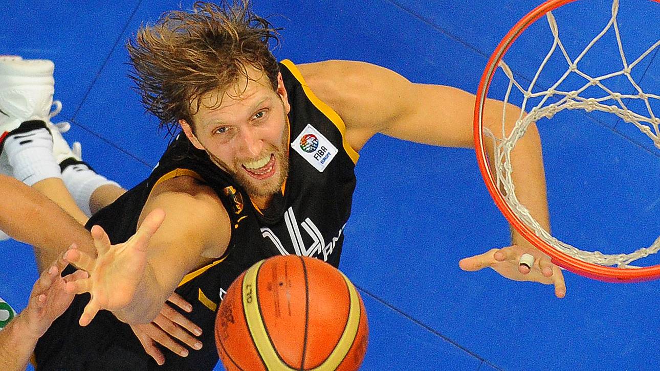 Nowitzki zieht sein Comeback vor