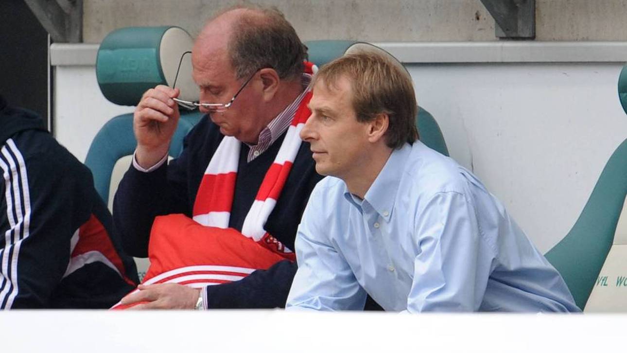 Wenige Wochen nach der Pleite brach Manager Uli Hoeneß den Stab über Jürgen Klinsmann