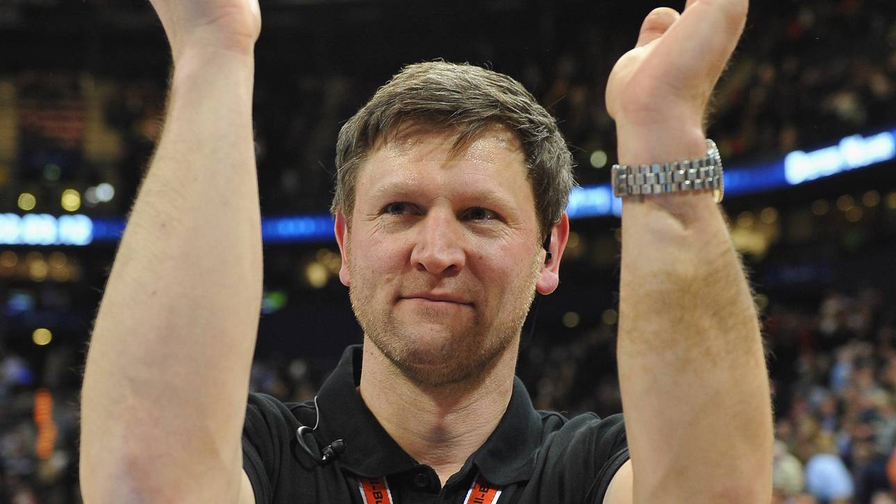 HSV siegt vor Rekordkulisse