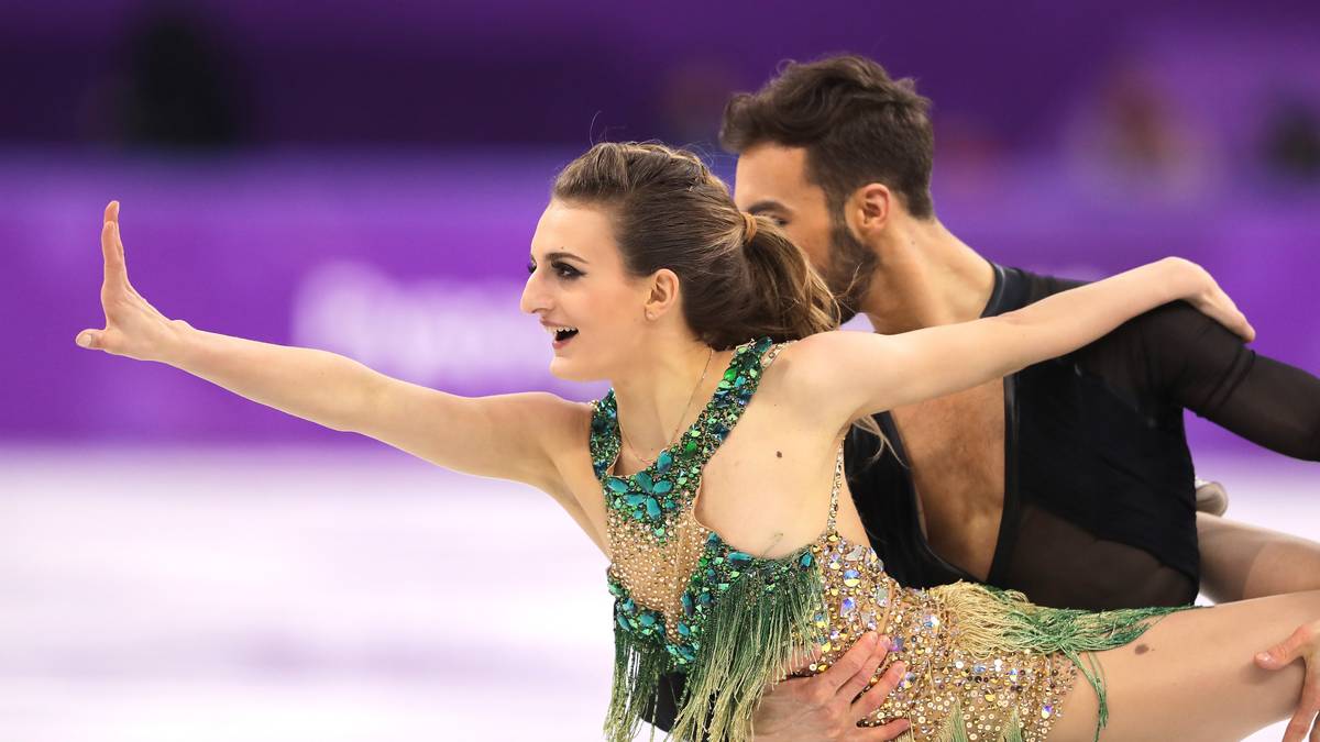 Von da an war das Duo nicht nur mit Samba und Rumba, sondern auch mit dem rutschenden Fummel der Europameisterin beschäftigt