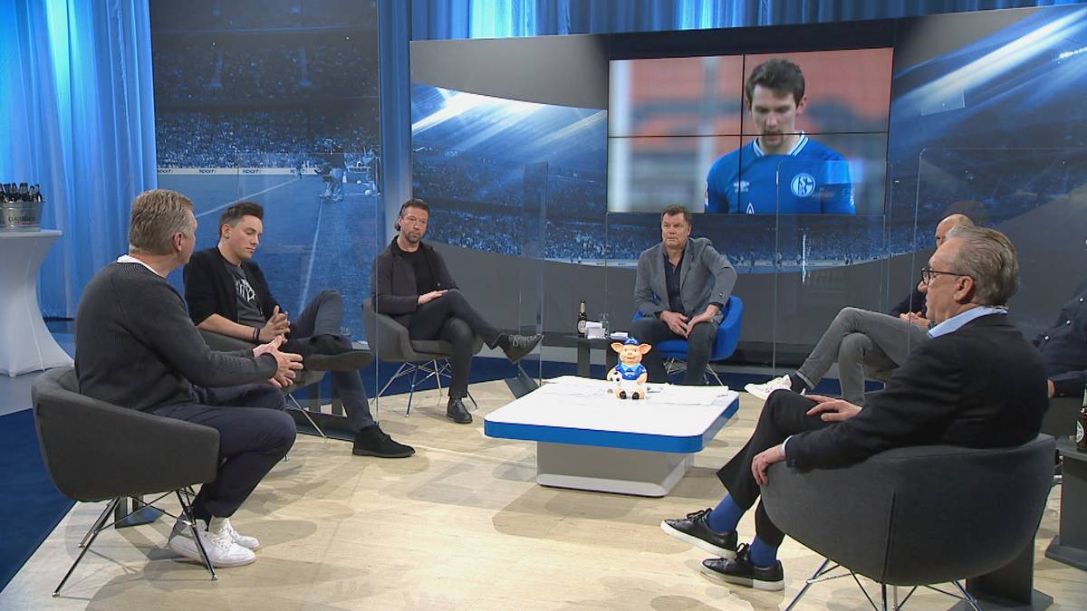 CHECK24 Doppelpass: Runde diskutiert Krise bei Schalke 04