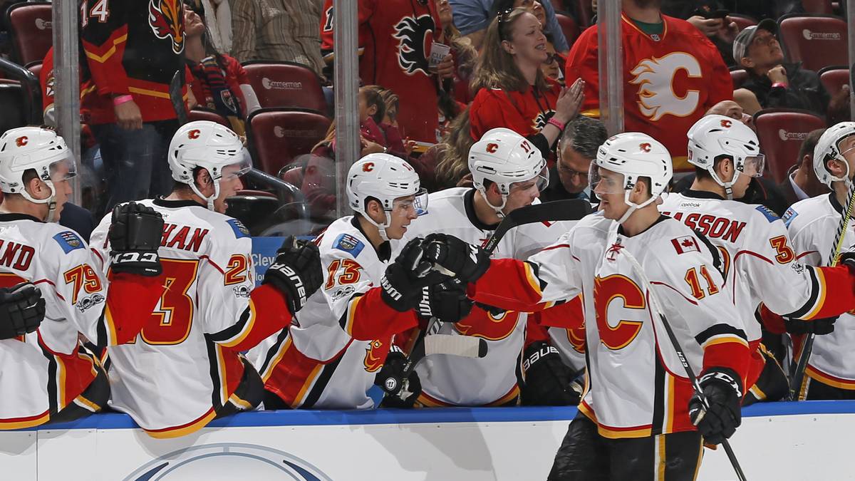 PLATZ 13, CALGARY FLAMES: Gespannt sein darf man auf die Flames. Vor der Saison rechnete kaum jemand mit einer Playoff-Teilnahme. Vor allem die Youngster überzeugen. Johnny Gaudreau und Sean Monahan führen die teaminterne Scoring-Liste an