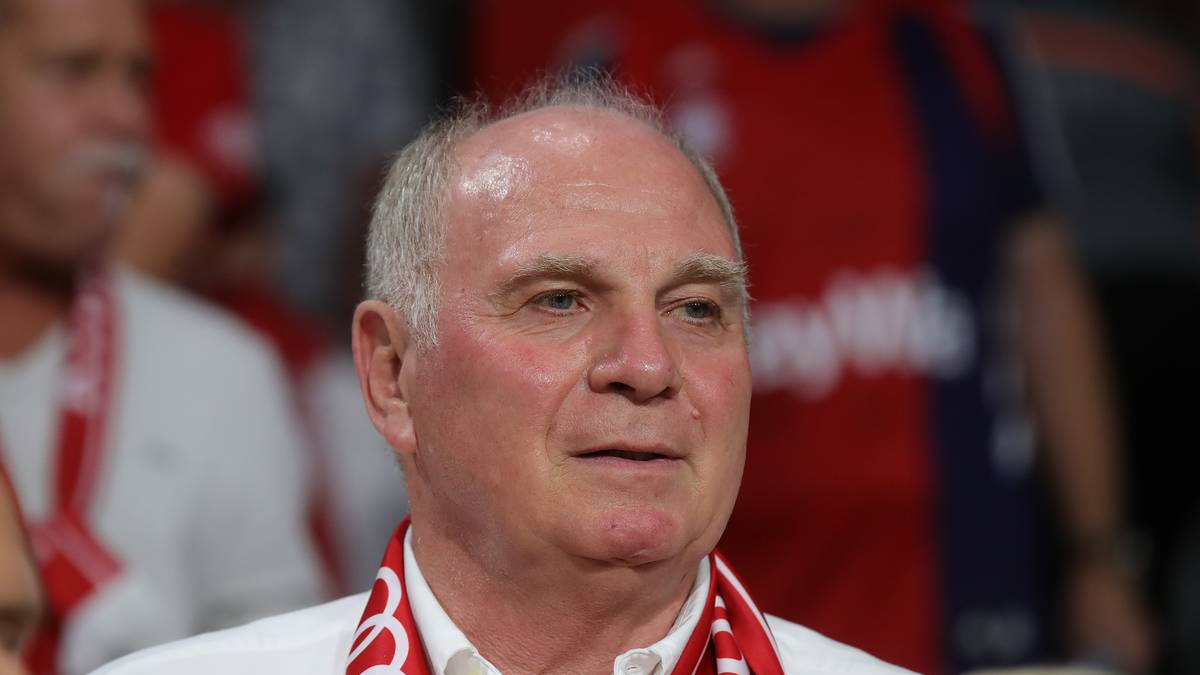 SPORT1 nennt die außersportlichen Meilensteine in der Entwicklung des FC Bayern zur Weltmarke