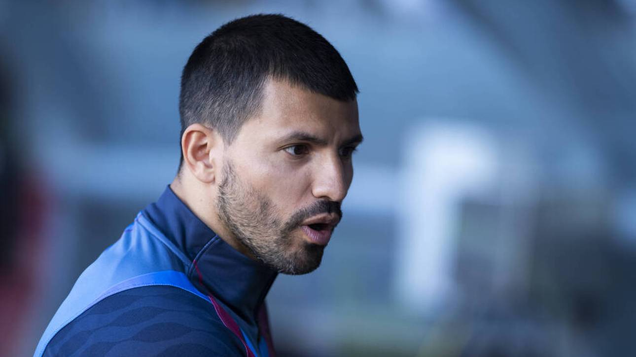 Agüero blamiert sich bei Fußballerquiz