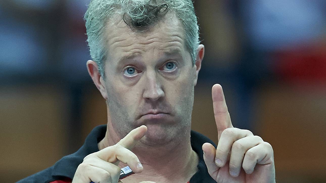 Bundestrainer sucht Frau für Spieler