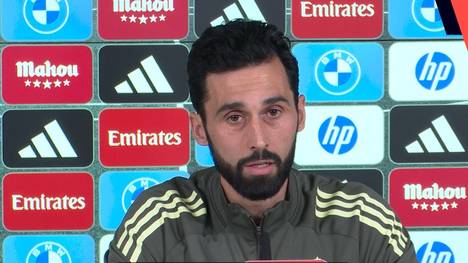 Nach dem Rassismus-Vorfall im Champions-League-Duell bei Benfica Lissabon äußert sich Real-Trainer Álvaro Arbeloa noch einmal deutlich zu den Vorkommnissen rund um Vinícius Júnior. 