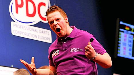 Max Hopp wurde 2015 der erste deutsche Darts-Junioren-Weltmeister