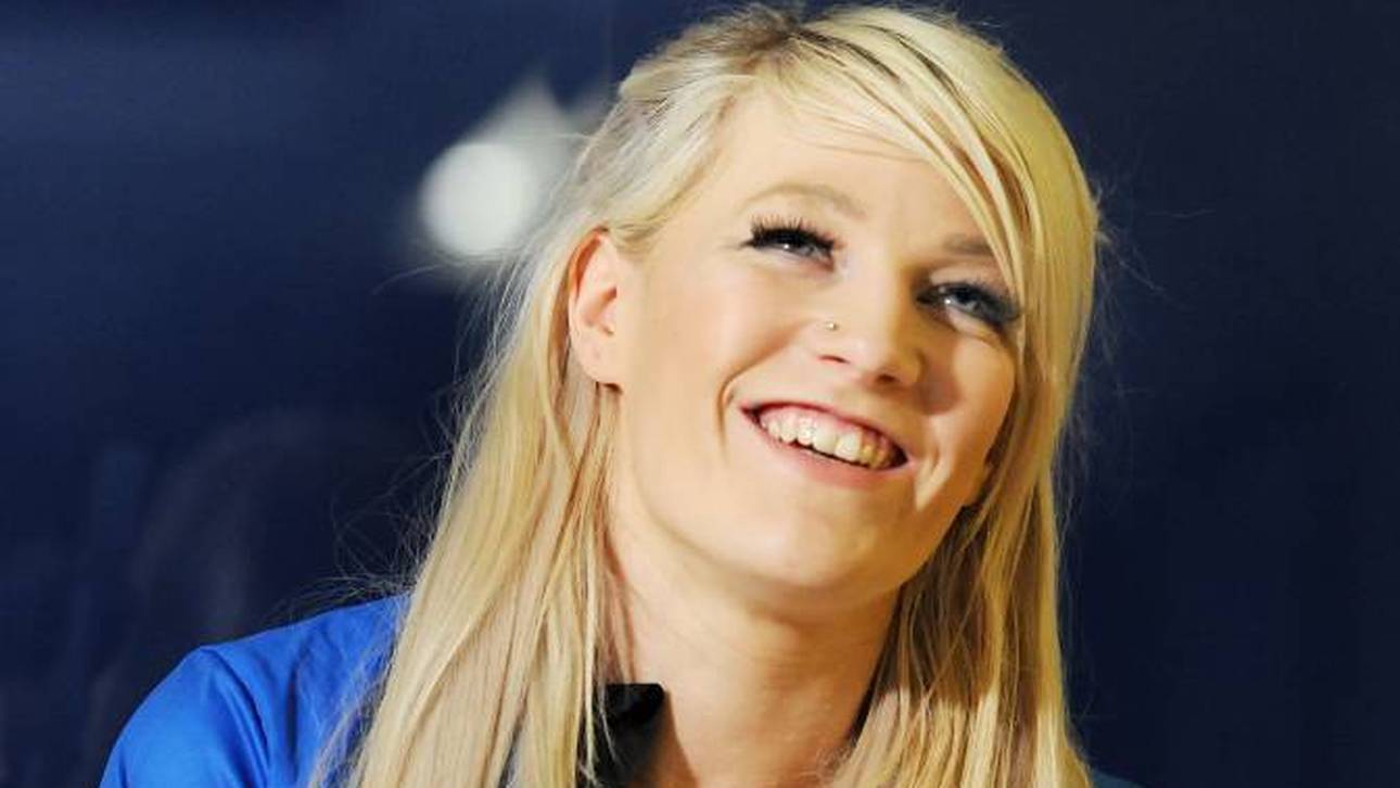 Eislauf-Königin fährt Pizza aus