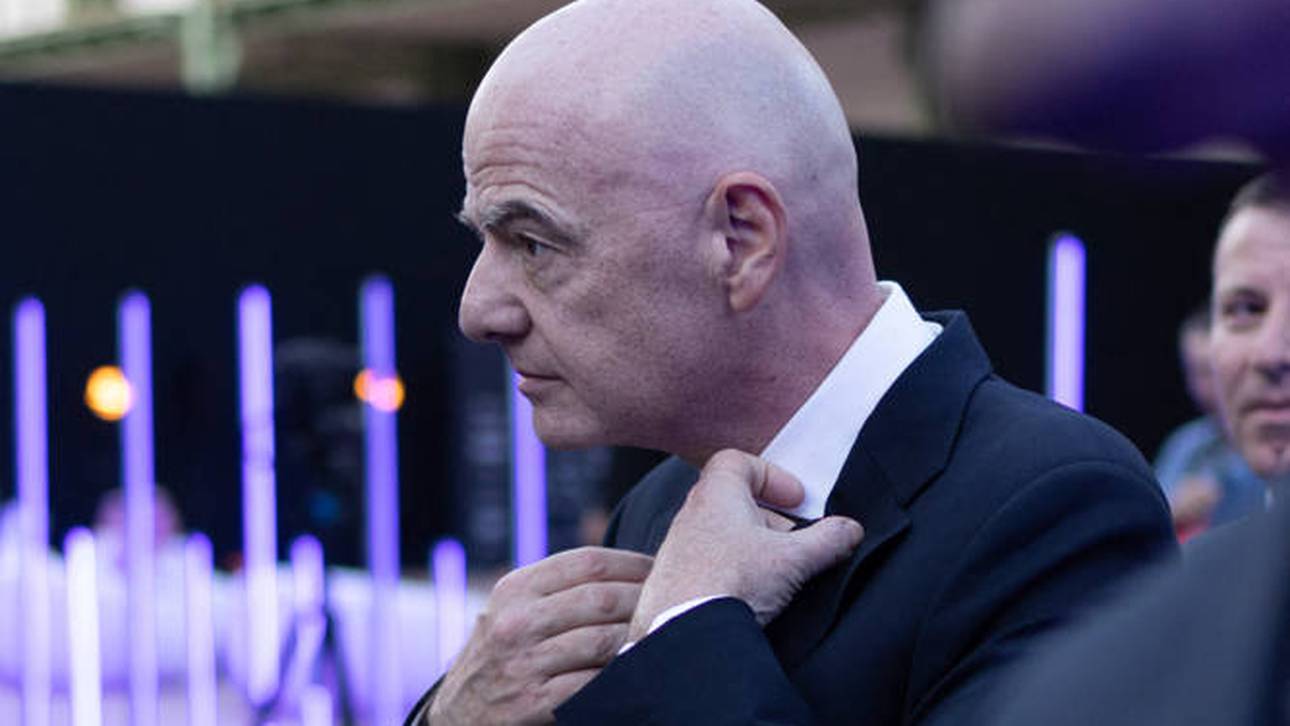 UEFA fordert Infantino-Rückzug