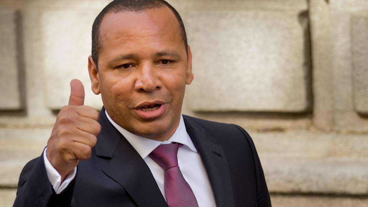 Neymars Vater verteidigt Transfer