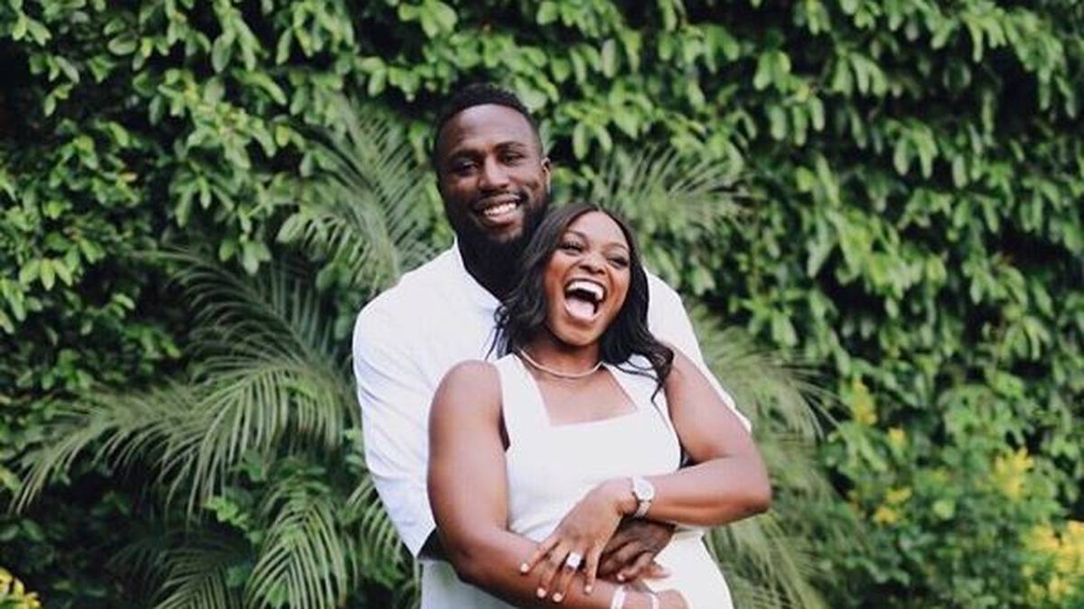 Auch Weltklasse-Tennisspielerin Sloane Stephens und US-Fußball-Nationalspieler Jozy Altidore wollen heiraten. Das kündigten beide auf ihren Twitterkanälen an. Der 29 Jahre alte Stürmer, der für Toronto FC spielt, teilte ein Foto mit seiner Verlobten und den Worten "Forever starts now". Die 26-jährige Stephens, die 2017 die US Open gewann, twitterte "Forever yes" mit einem Herzen.