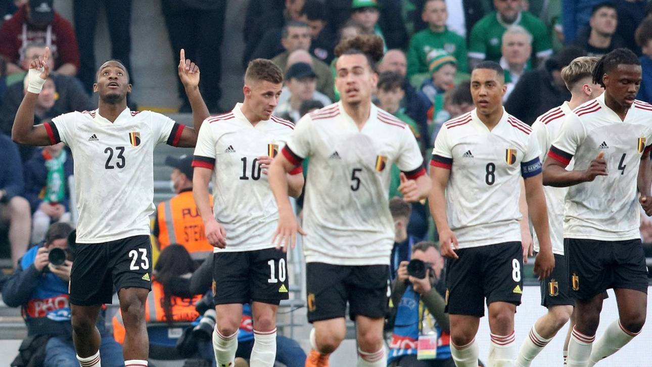 Belgien verspielt zweimal Führung