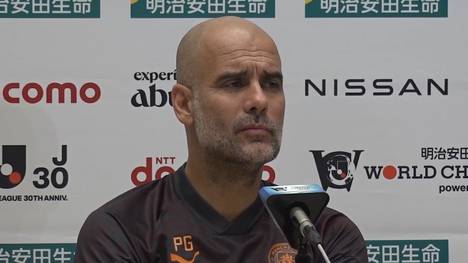 Pep Guardiola antwortete auf die Frage, ob er sich für den besten Trainer der Geschichte halte zurückhaltend und erklärte, wenn er erfolgreich war, dann nur aufgrund der Spieler, die er hatte.