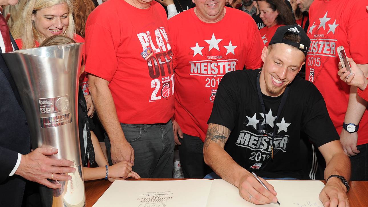 Abschied fix: Theis‘ Weg in NBA frei