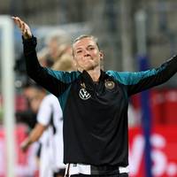 Kapitänin Alexandra Popp geht trotz Rücktrittsgedanken davon aus, auch bei den kommenden Nations-League-Spielen Ende Oktober noch dabei zu sein.