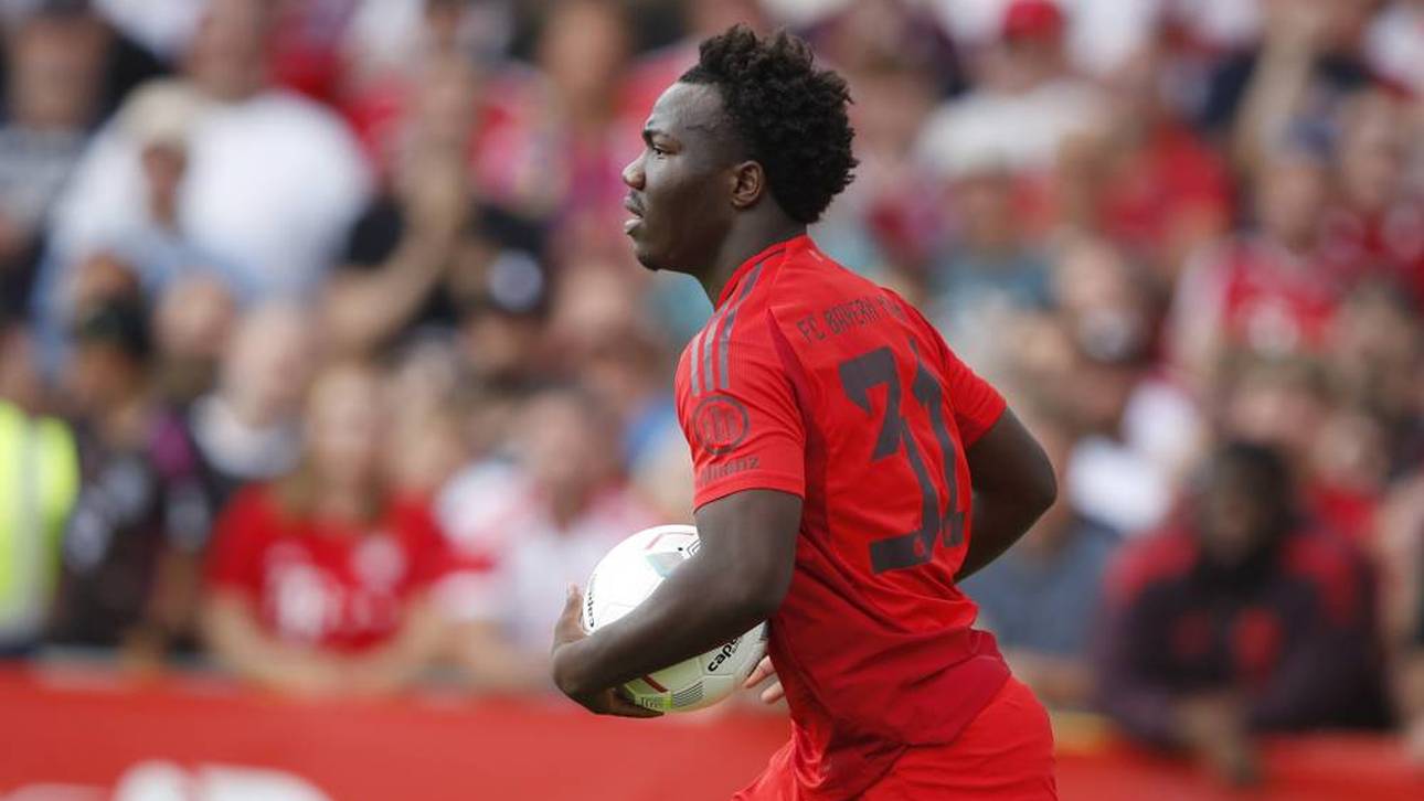 Bayern blamiert sich im Testspiel