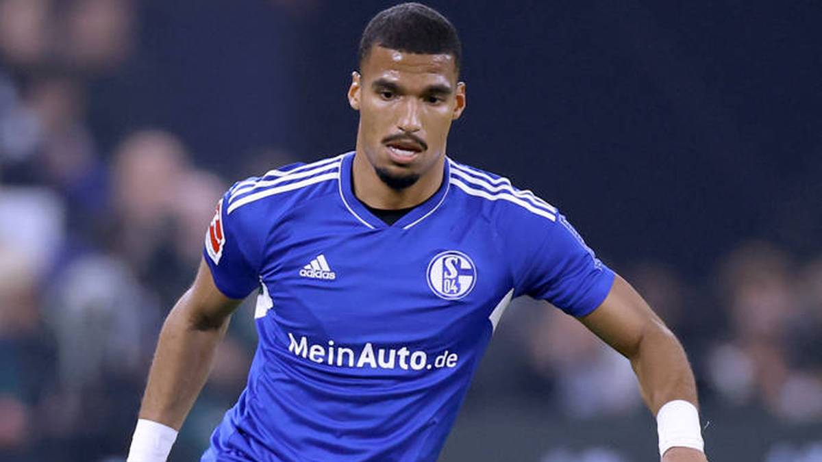 Moritz Jenz stießt in der Winterpause zu Schalke 04